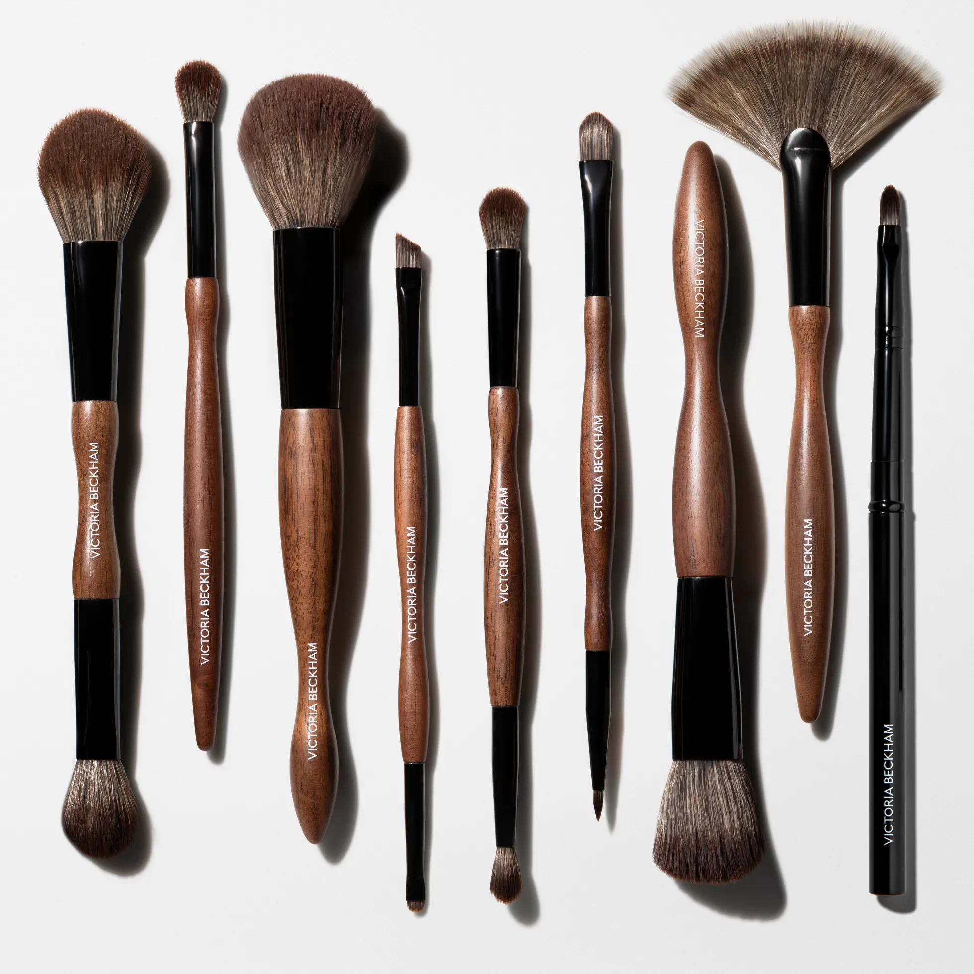 Conceal & Detail Brush Pinceau Teint 11