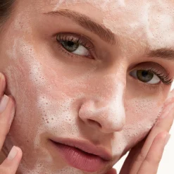 Daily Detox Foaming Cleanser Gel Nettoyant
