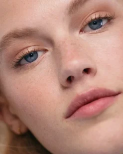 In Full Micro-Tip Crayon Sourcils