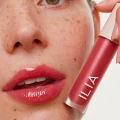 Overglaze Hydrating Lip Gloss