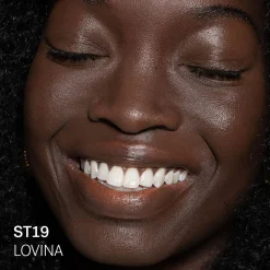 Super Serum Skin Tint SPF30 Fond de Teint Léger