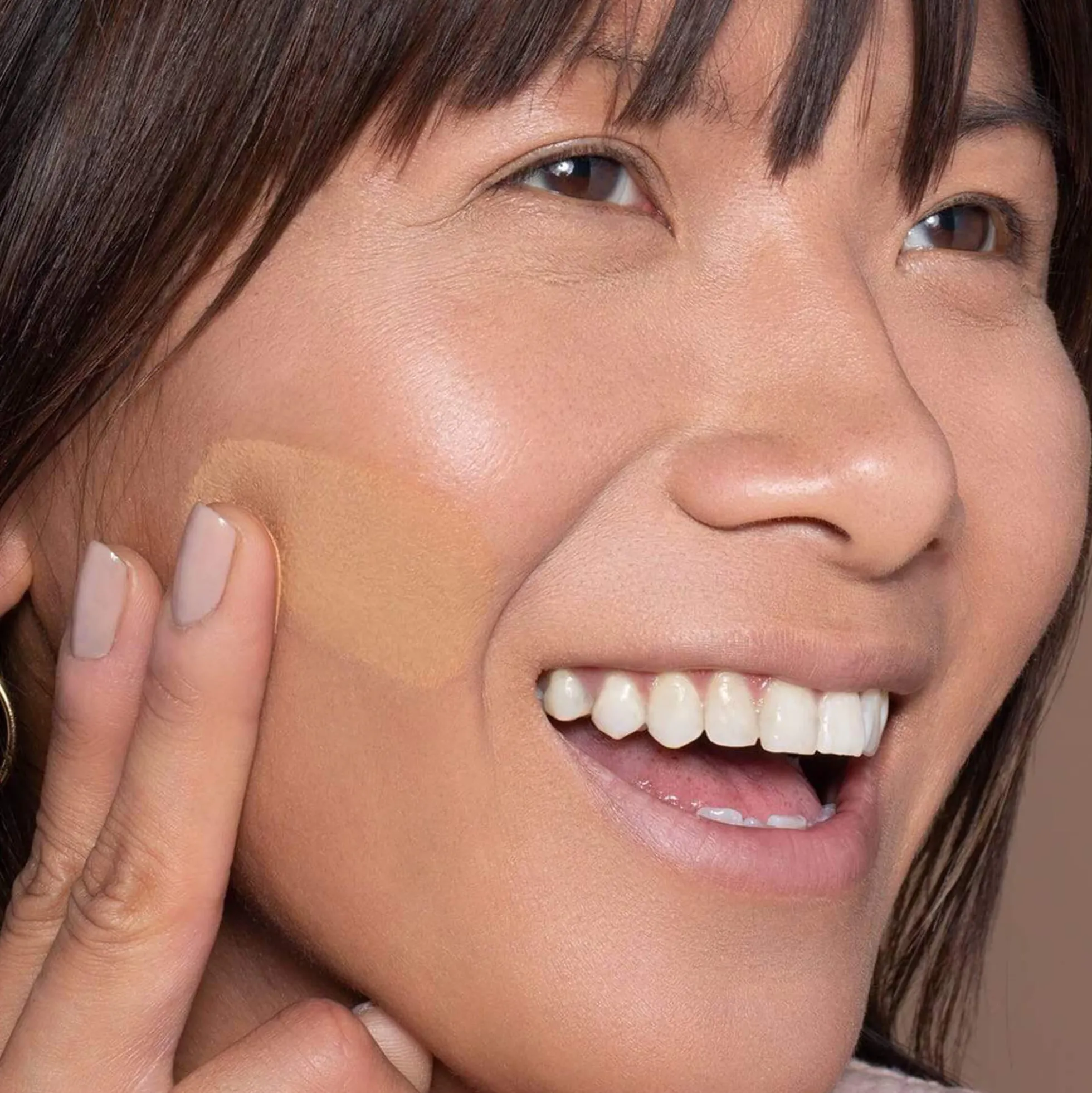 True Skin Foundation Fond de Teint Sérum