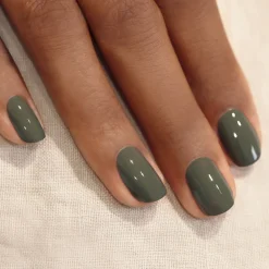 Vernis Green
